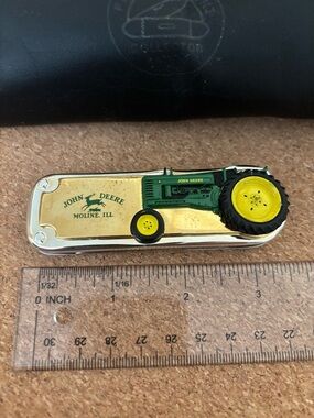 Franklin Mint collector John Deere pocketknife